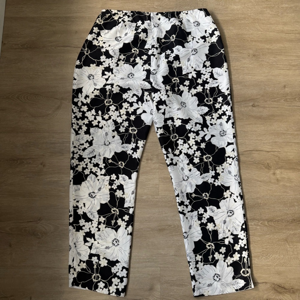 Real Clothes Saks Fifth Avenue Silk Floral Pants Ivory Black Satin SZ 14 - Picture 7 of 8